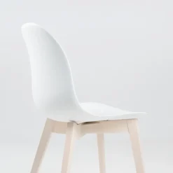 1665 Academy Connubia© Chaise scandinave en polypropylène et bois