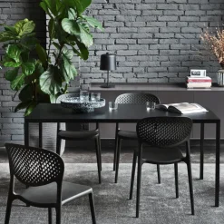 Abby Connubia® Chaise empilable en polypropylène recyclé avec dossier microperforé