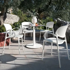 Abby Connubia® Fauteuil de jardin empilable en polypropylène recyclé