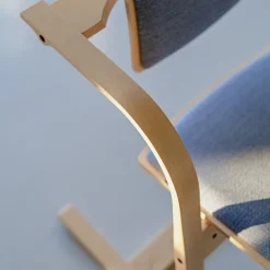 Actulum Varier® Fauteuil de bureau ergonomique à bascule en tissu et bois