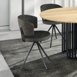Adagio Chaise moderne pivotante en tissu et pieds métal