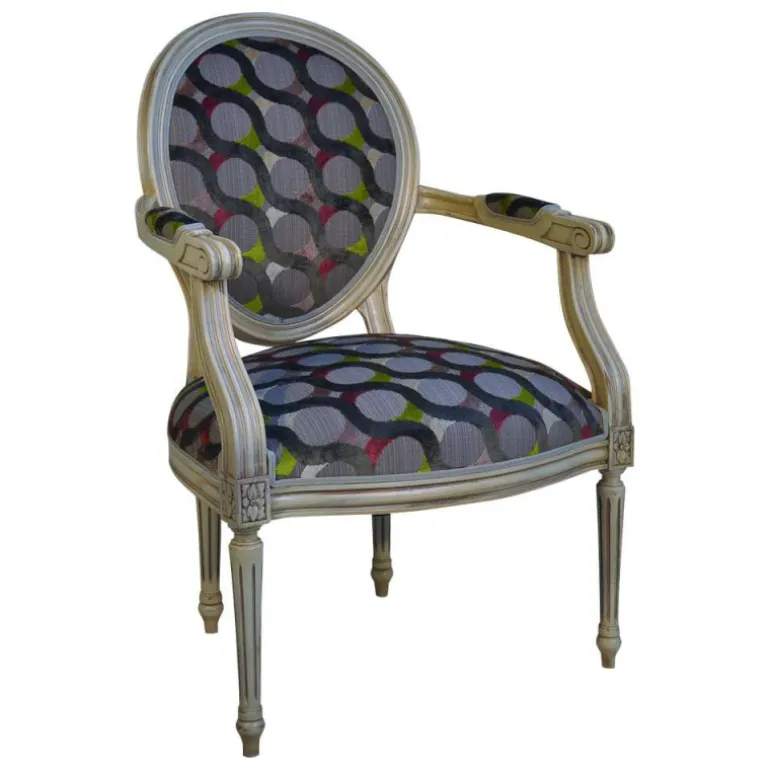Adrien Fauteuil Louis XVI médaillon revisité fabrication française