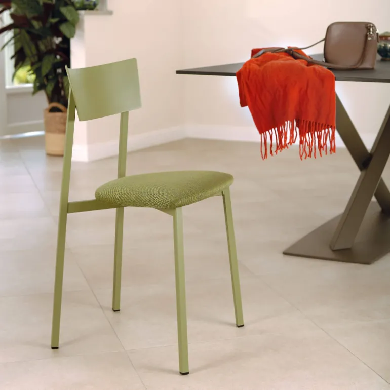 Anémone Carrier® Chaise française avec assise en tissu rembourrée et dossier métal