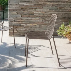 Ariel Chaise de jardin design empilable en métal