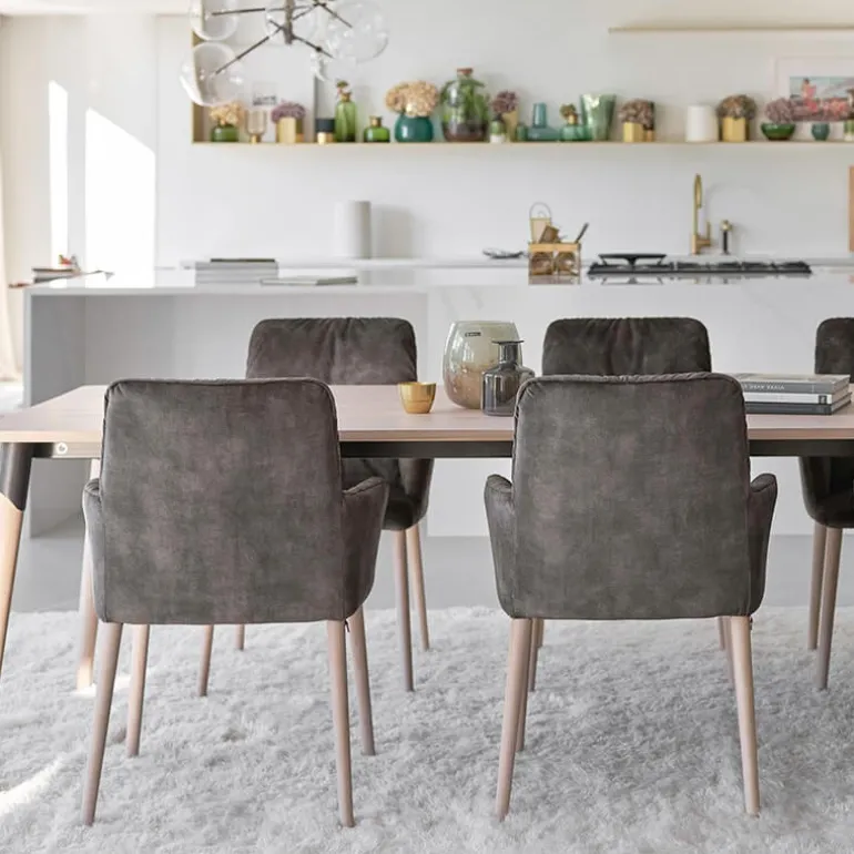 Aura Mobitec® Chaise avec accoudoirs style cocooning en tissu et pieds bois