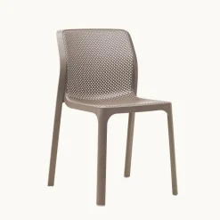 Bit Chaise moderne empilable en polypropylène