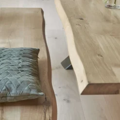 Carte Table rectangulaire en chêne massif et piétement métallique en croix