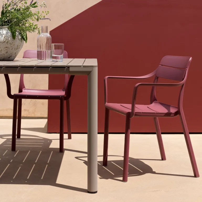 Cassia Fauteuil de jardin empilable en polypropylène