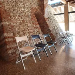 Compact Chaise pliante solide en technopolymère et métal aluminium