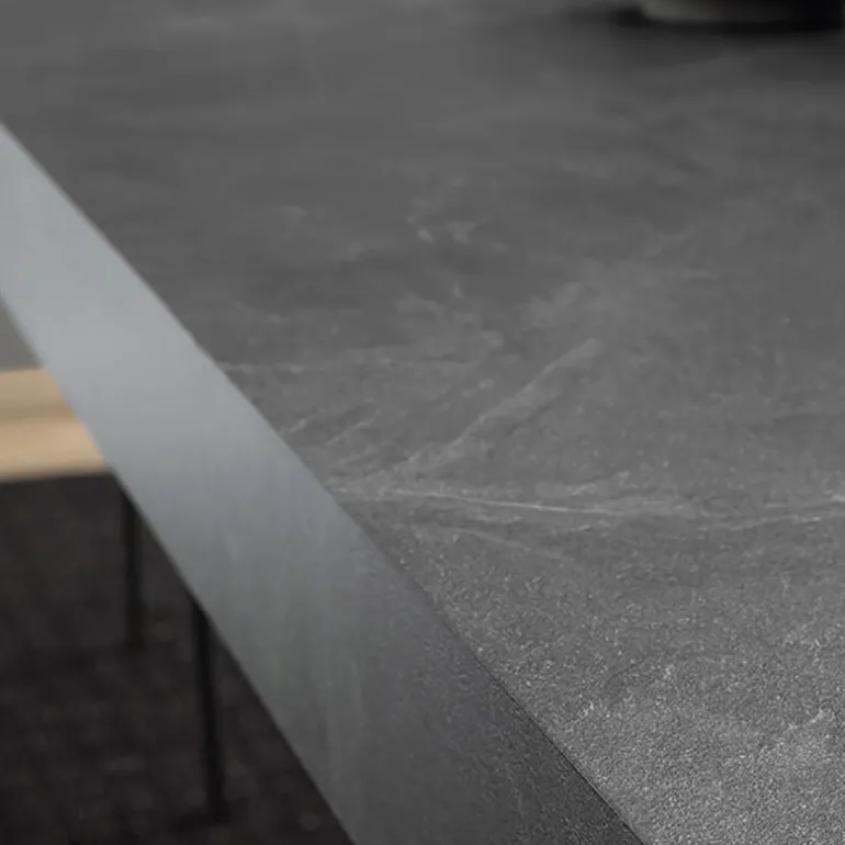 Fahrenheit Table extensible design de fabrication italienne en mélaminé