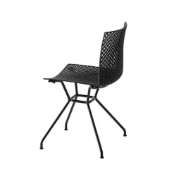 Fuller TC Chaise design italien microperforée avec pieds en métal