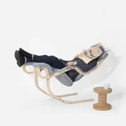 Gravity Varier® Fauteuil de relaxation en tissu et bois