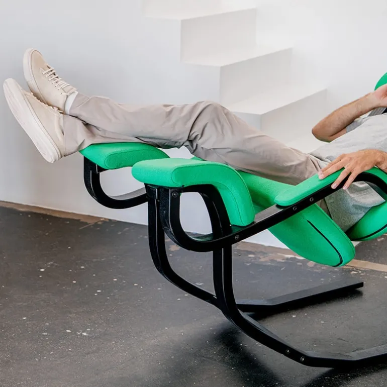 Gravity Varier® Fauteuil de relaxation en tissu et bois