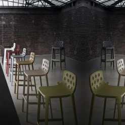 Isidoro Tabouret de bar moderne empilable avec dossier ronds ajourés