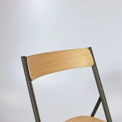 Jolie Wood Chaise d'appoint pliable en bois et métal