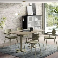 Lago Chaise avec accoudoirs vintage rembourrée en simili