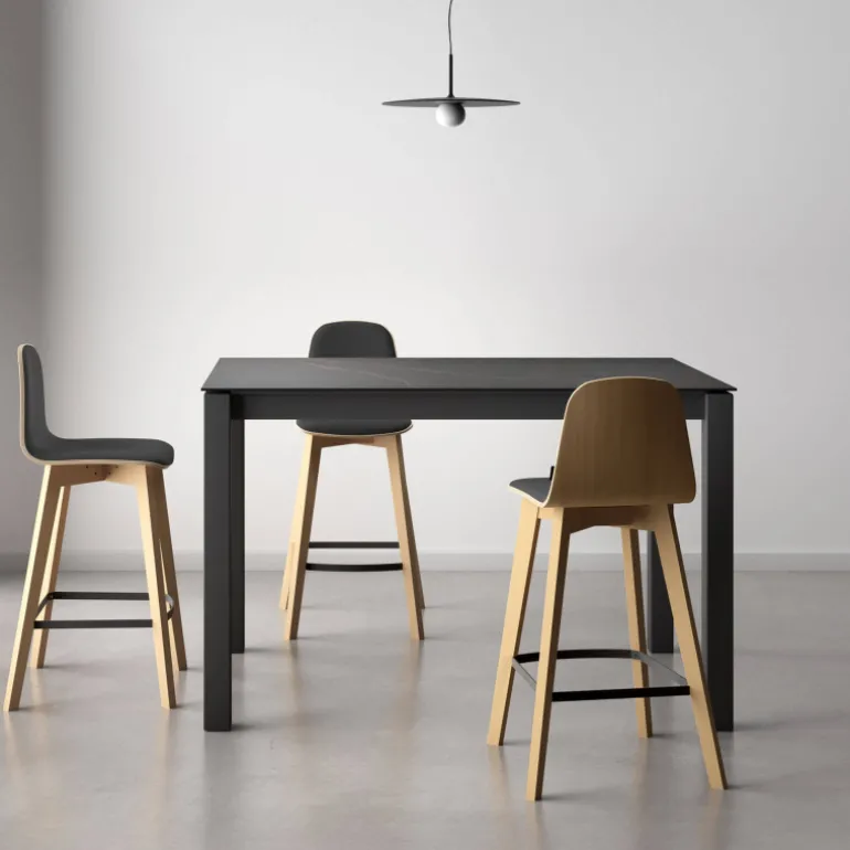 Lakera Table snack en Dekton rectangulaire extensible avec pieds en métal