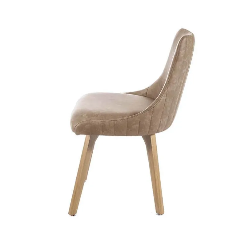 Lars line Chaise matelassée avec pieds en bois massif