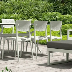 Lucy Chaise de jardin en polypropylène micro perforé