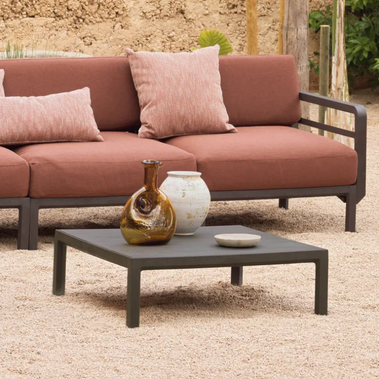 Maximo Table basse de jardin carrée en polypropylène recyclé