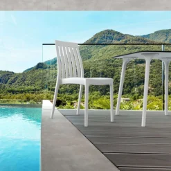 Maya Table carrée en stratifié