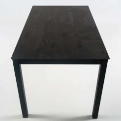 Millenium 4 Table rectangulaire en dekton et pieds en métal