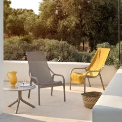 Net Lounge Fauteuil lounge extérieur en polypropylène recyclable empilable