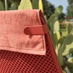 Net Lounge Fauteuil lounge extérieur en polypropylène recyclable empilable