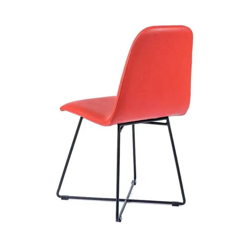 Pandora Chaise design avec pieds filaires noirs