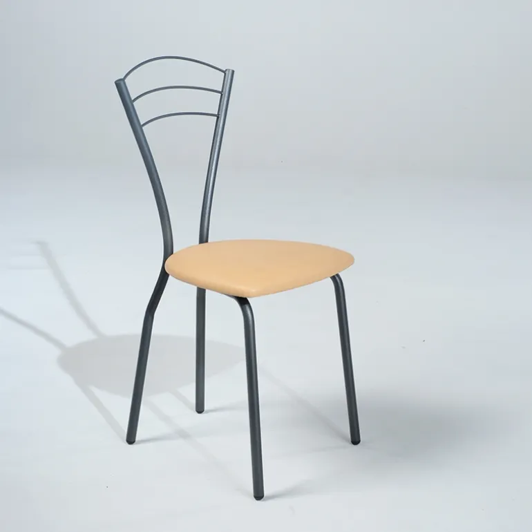 Rebecca Chaise contemporaine française en métal avec assise rembourrée