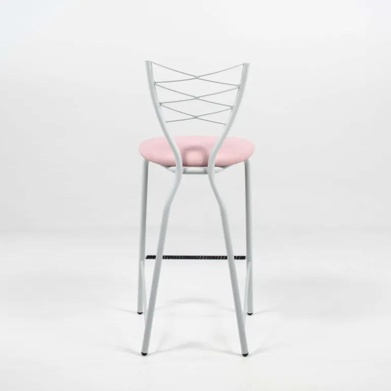 Romance Carrier® Tabouret snack contemporain en synthétique et métal