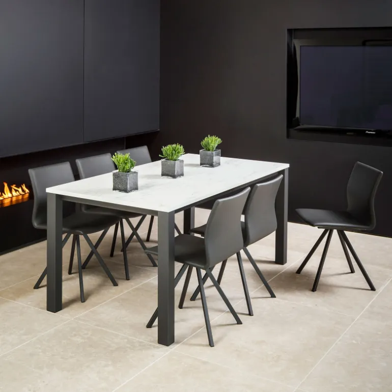 Silva Chaise design en métal et simili