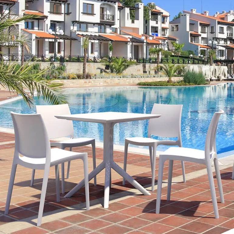 Sky Petite table de jardin carrée en résine