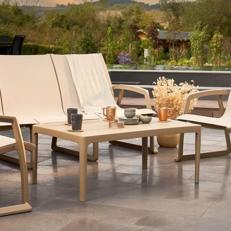 Sky Table basse de jardin rectangulaire en résine