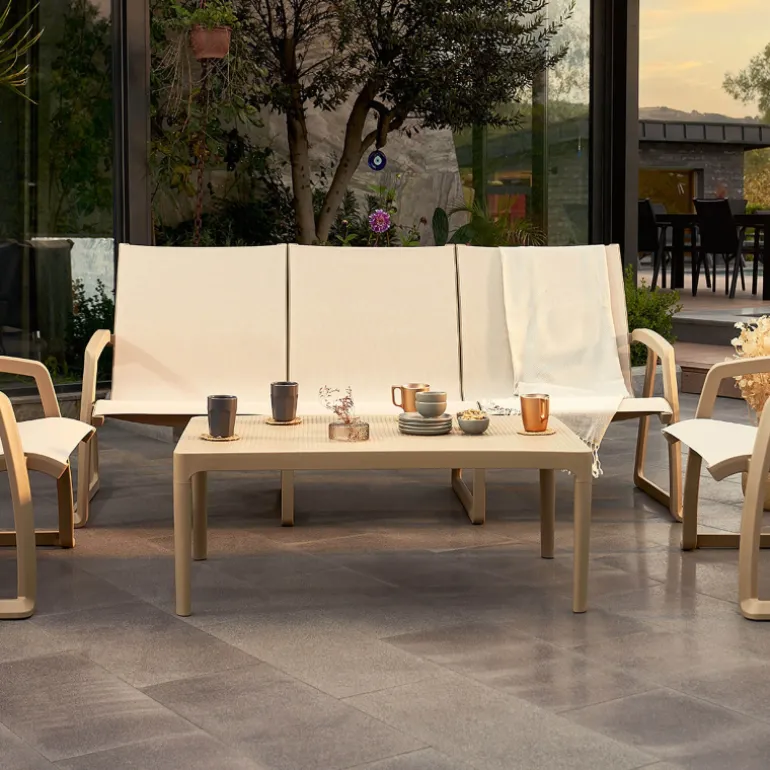 Sky Table basse de jardin rectangulaire en résine