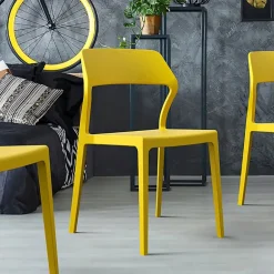 Snow Chaise empilable design en polypropylène