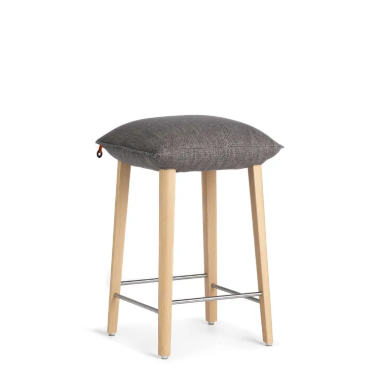 Soda Mobitec® Tabouret snack rembourré sans dossier en tissu et pieds bois