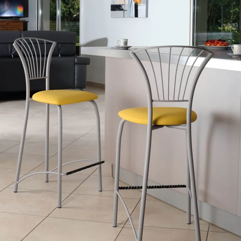 Solandre Carrier® Tabouret snack en synthétique et métal