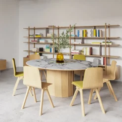 Volute Table ronde en bois et céramique design