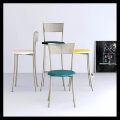 Wasabi Carrier® Chaise moderne en synthétique et métal dossier ajouré